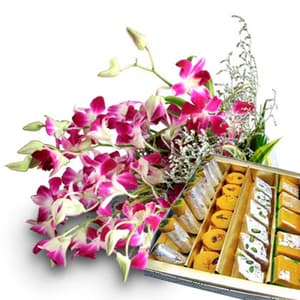Bunch of 10 Orchids with Mix Sweets